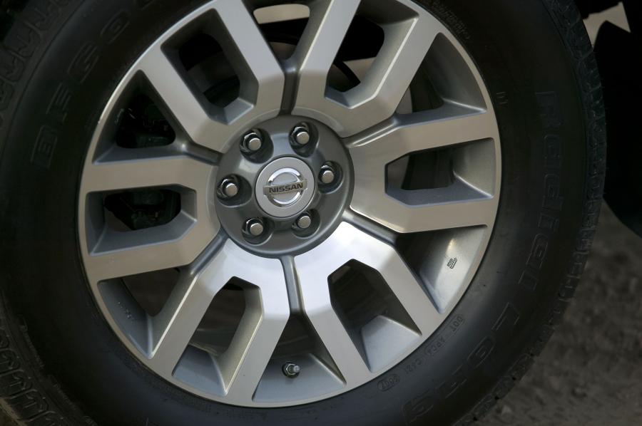  Nissan Frontier 2009 года  (фото 6 из 65)